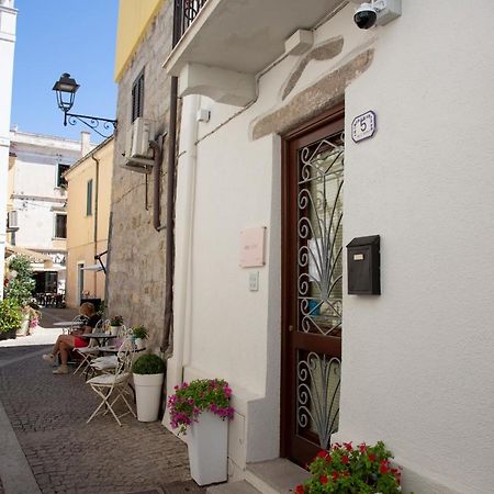 Reef Suites Olbia Exterior foto