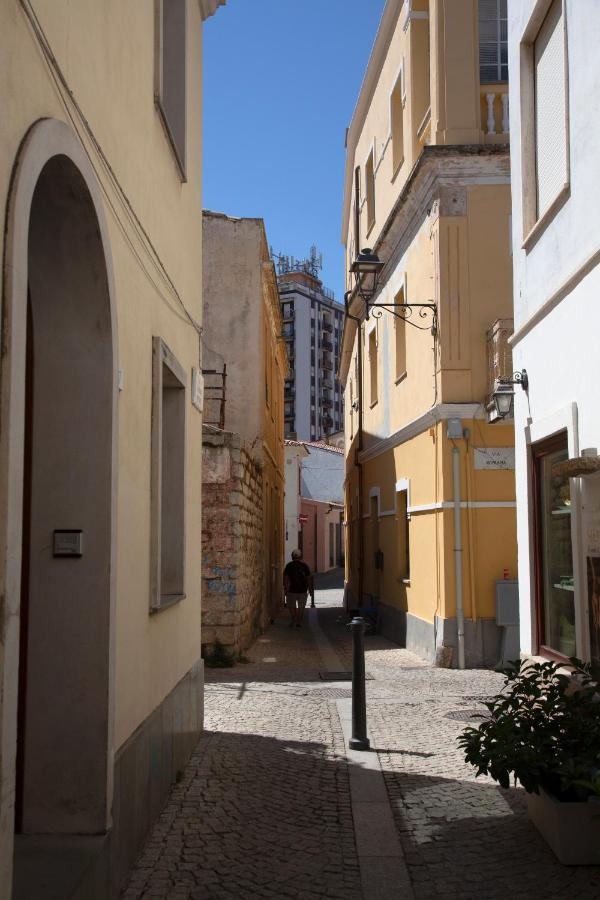 Reef Suites Olbia Exterior foto