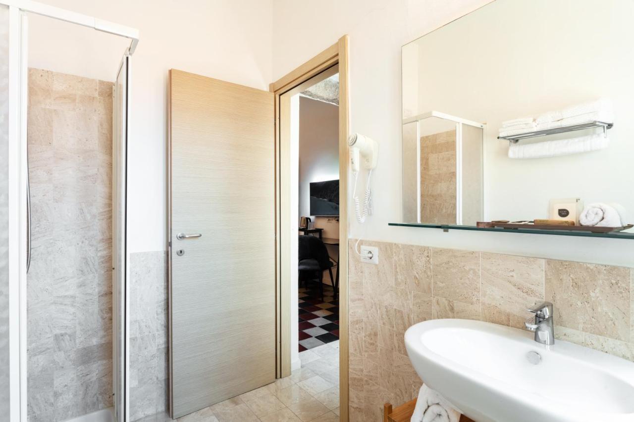Reef Suites Olbia Exterior foto